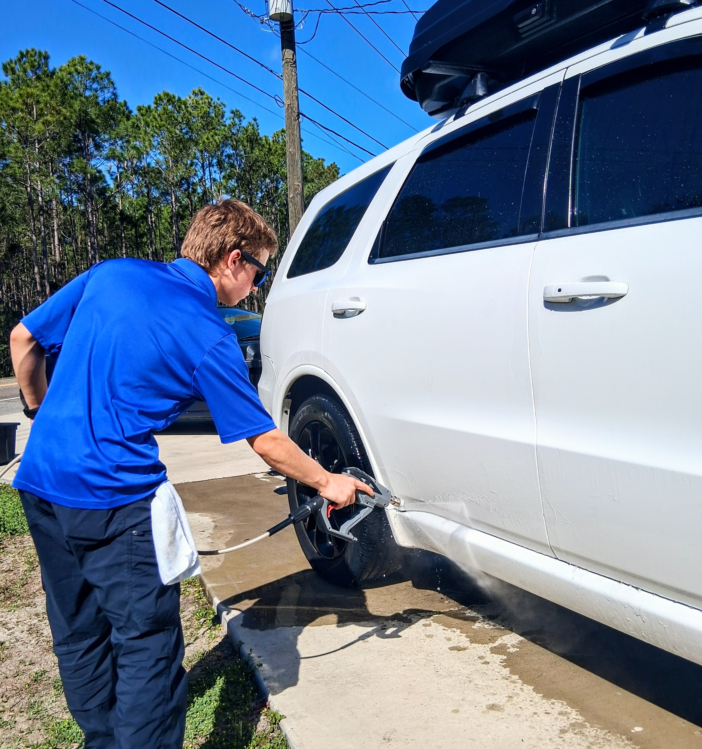 White SUV with detailed exterior